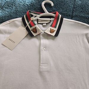 Gucci White Polo with Green-Red-Black Stripe Collar and Embroidered Tiger